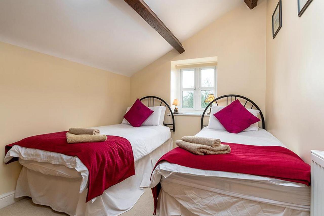Tregarnedd Cottage 랑게프니 외부 사진